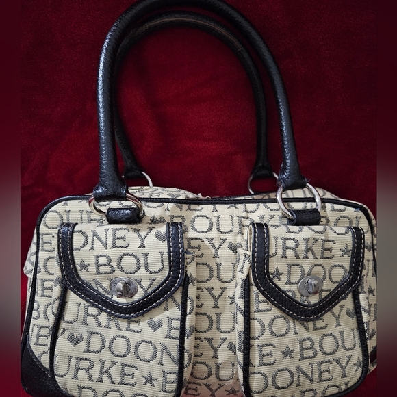Dooney & Bourke Signature Vintage Fabric with Black Leather Trim Shoulder Bag - Picture 3 of 17